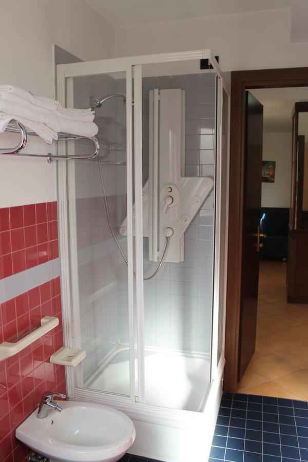 Hotel De La Ville & Centro Congressi Benewent Zewnętrze zdjęcie