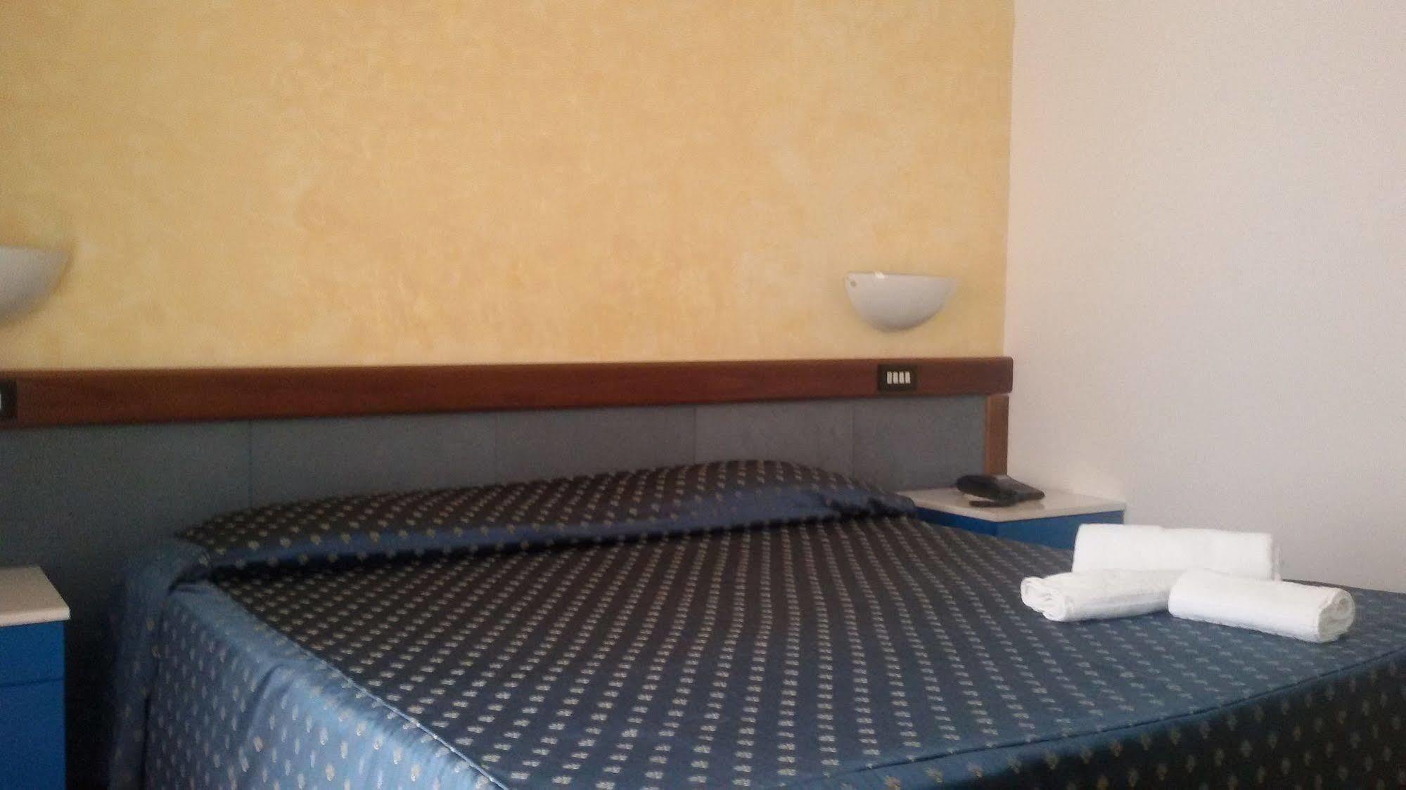 Hotel De La Ville & Centro Congressi Benewent Zewnętrze zdjęcie